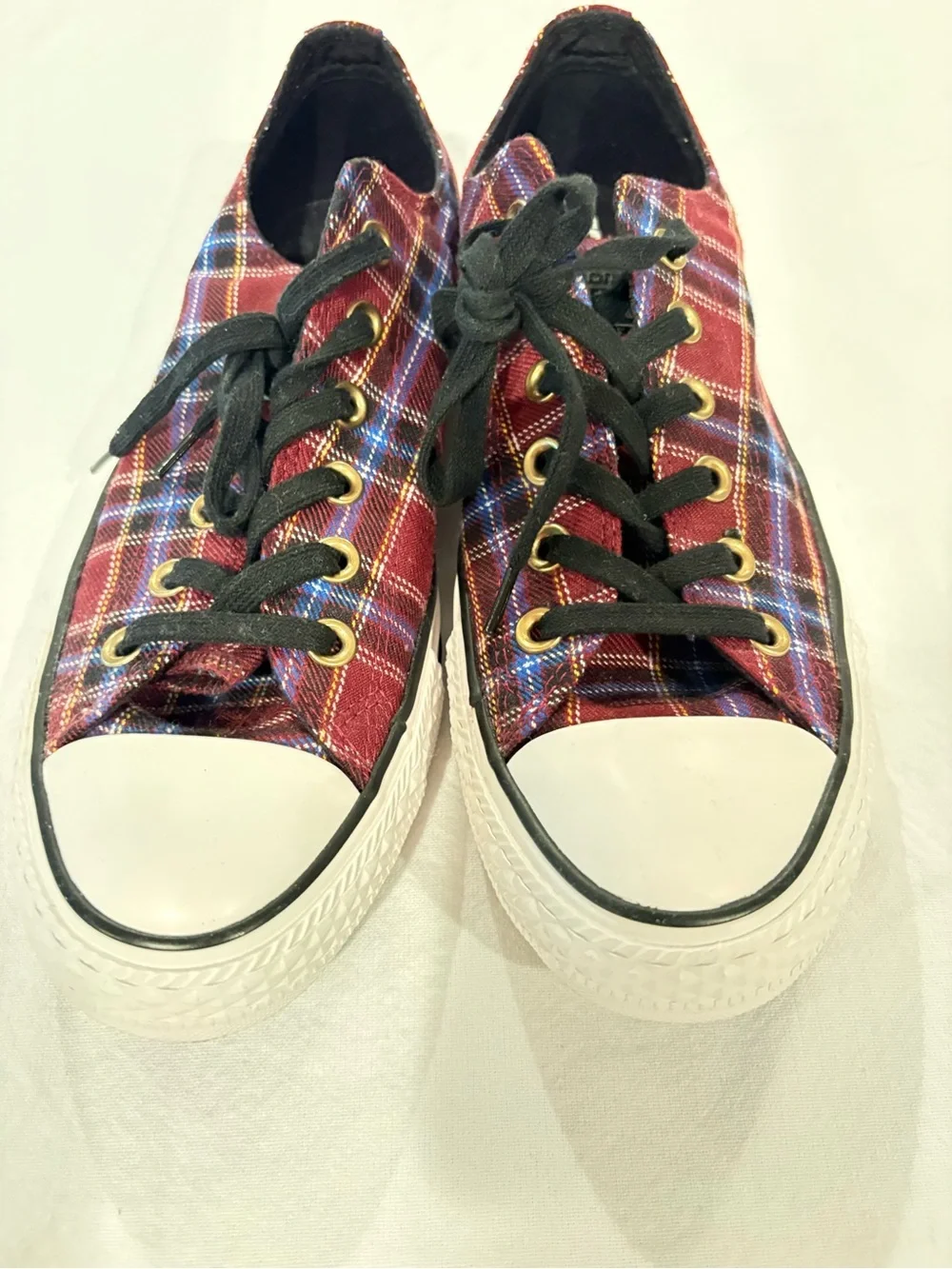 Converse low top